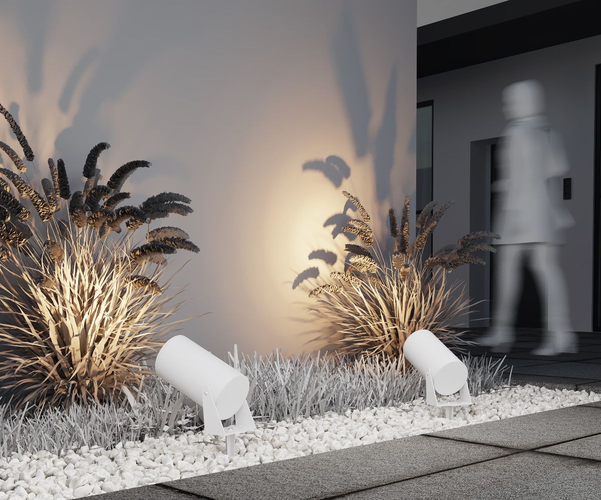 Ландшафтный светильник Maytoni Bern O050FL-L30W3K