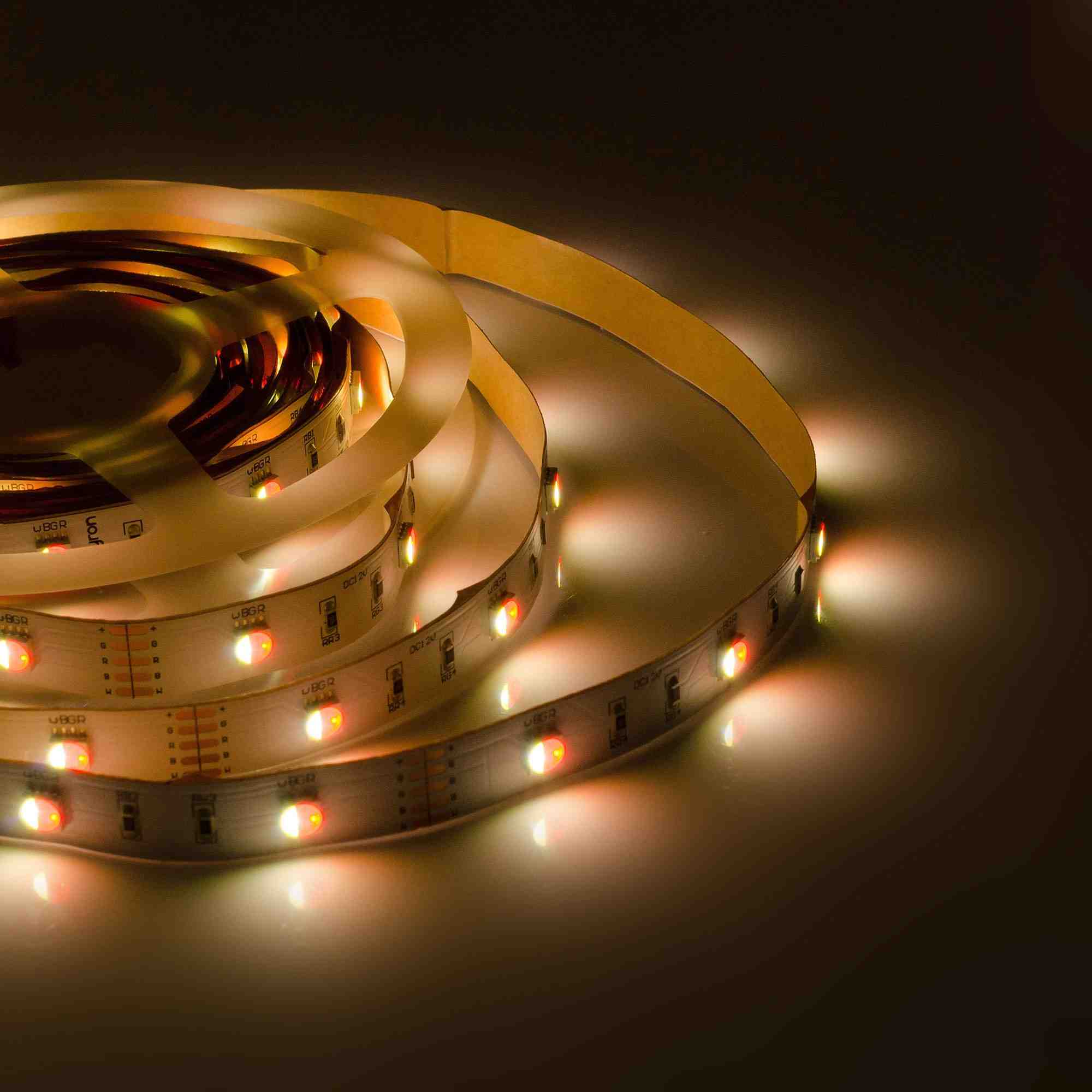 Светодиодная лента Apeyron 12В СТ 7,2Вт/м smd5050 30д/м IP20 360Лм/м 5м RGBW 00-100