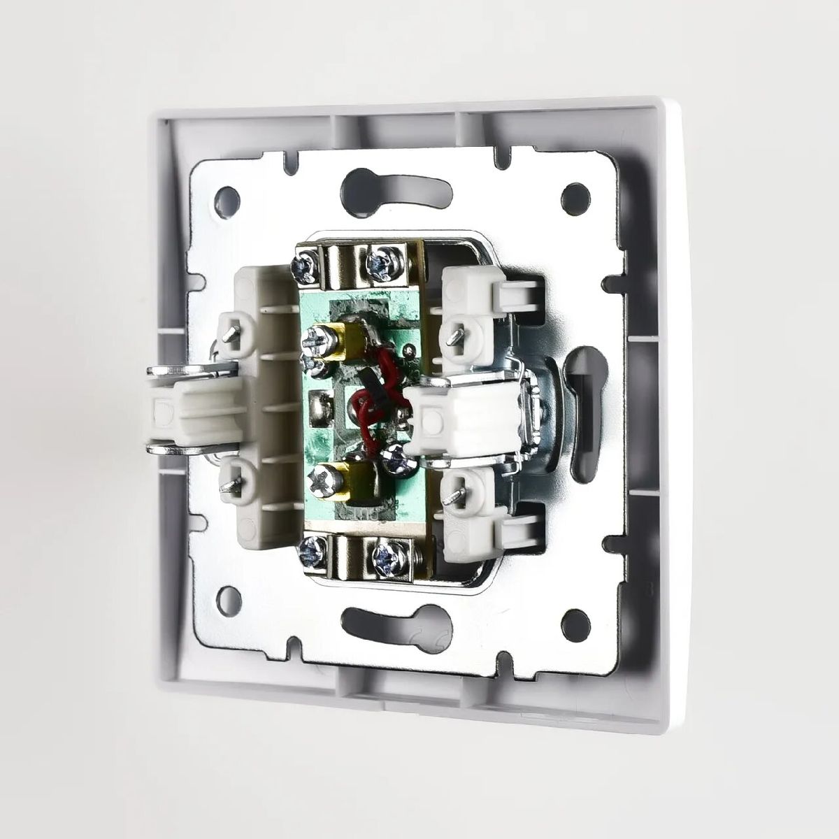 Розетка ТВ проходная Lezard Karina 707-0288-129