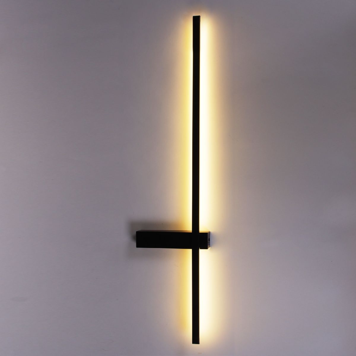 Настенный светильник Reluce 09725-0.2-800 BK