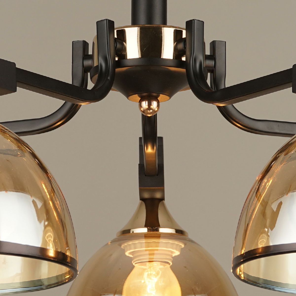 Люстра на штанге Reluce 03634-0.3-05