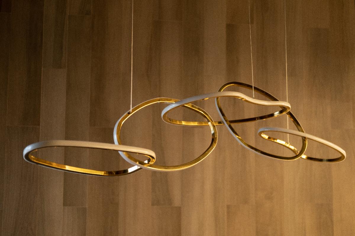 Подвесной светодиодный светильник Milosh tendence 0823CL-94GD