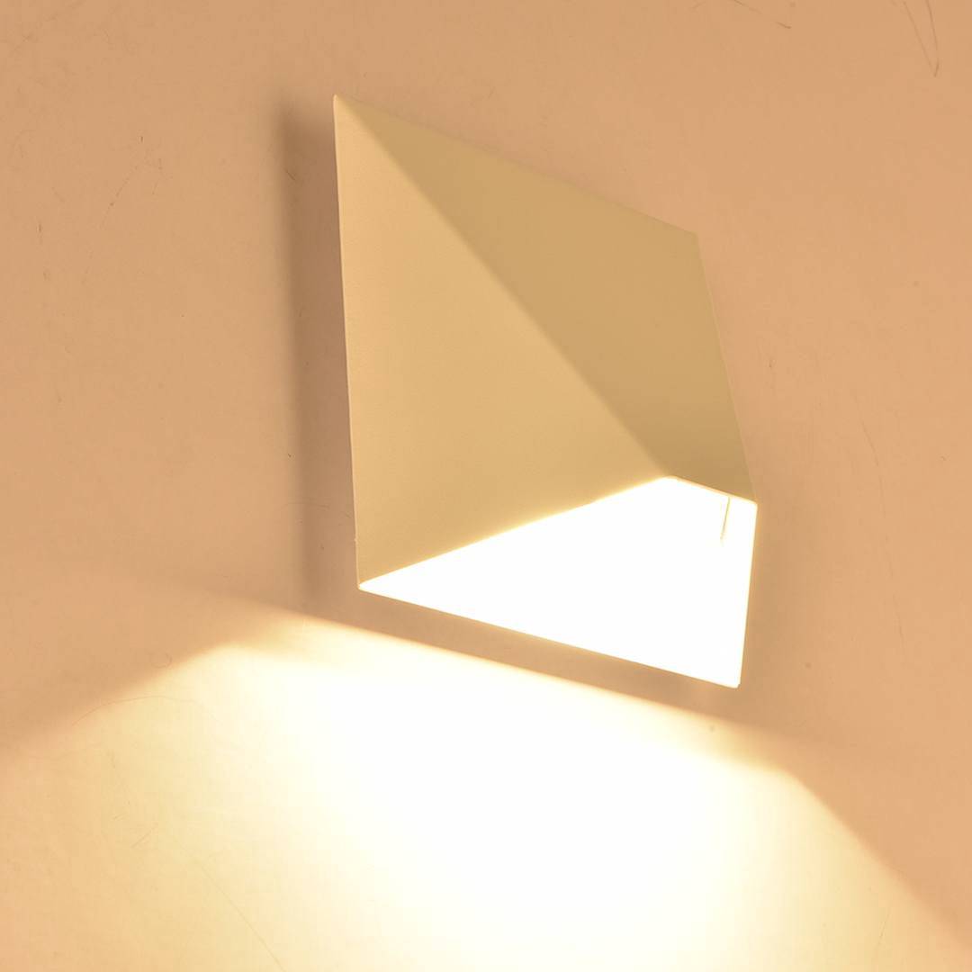 Настенный светильник DesignLed GW-6720-5-WH-NW 002390