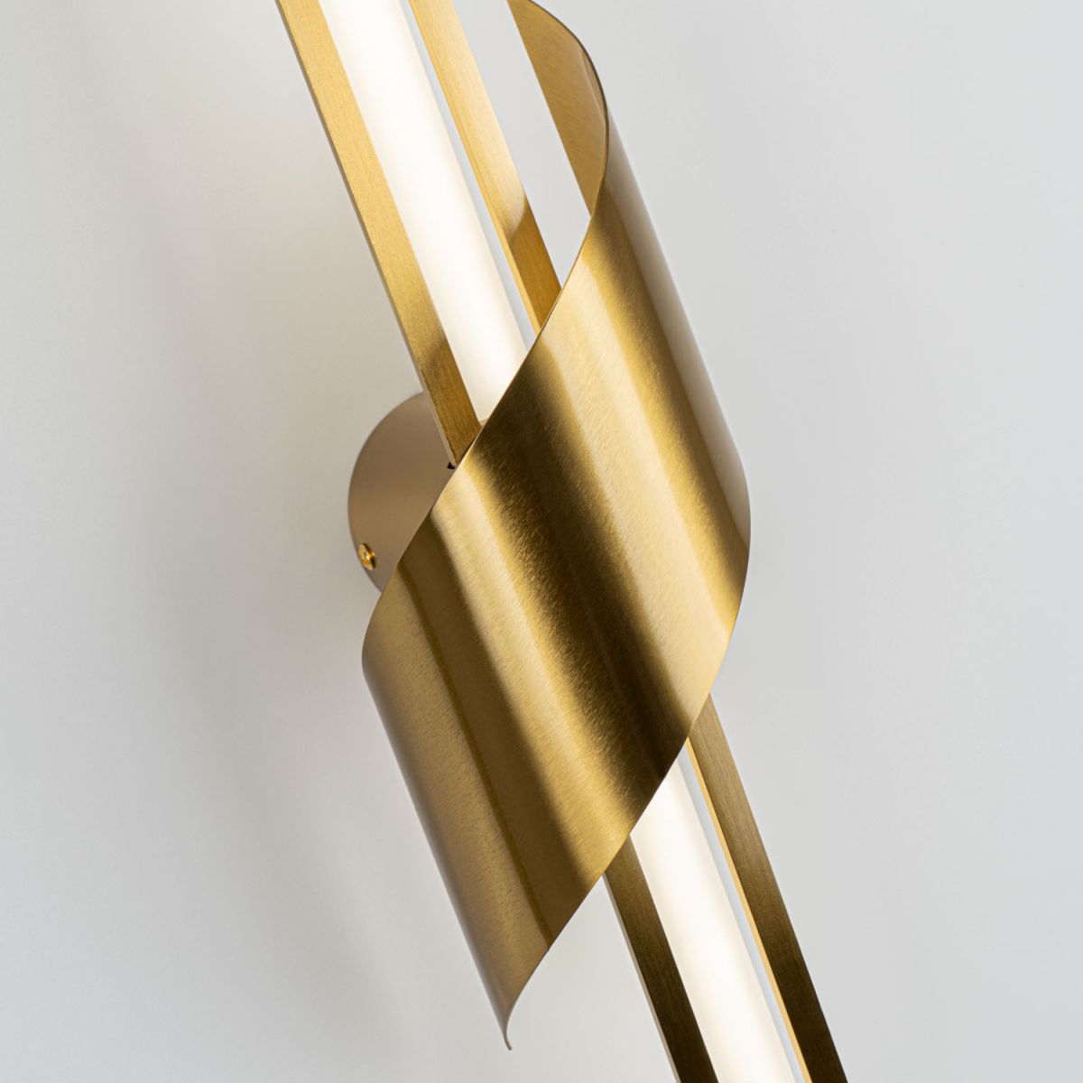 Настенный светильник Modelux ML.655.650 BS