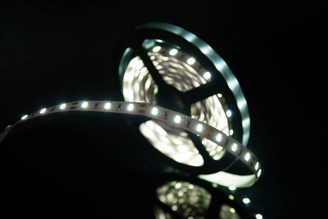 Светодиодная лента SWG SWG660-12-20-W 900534