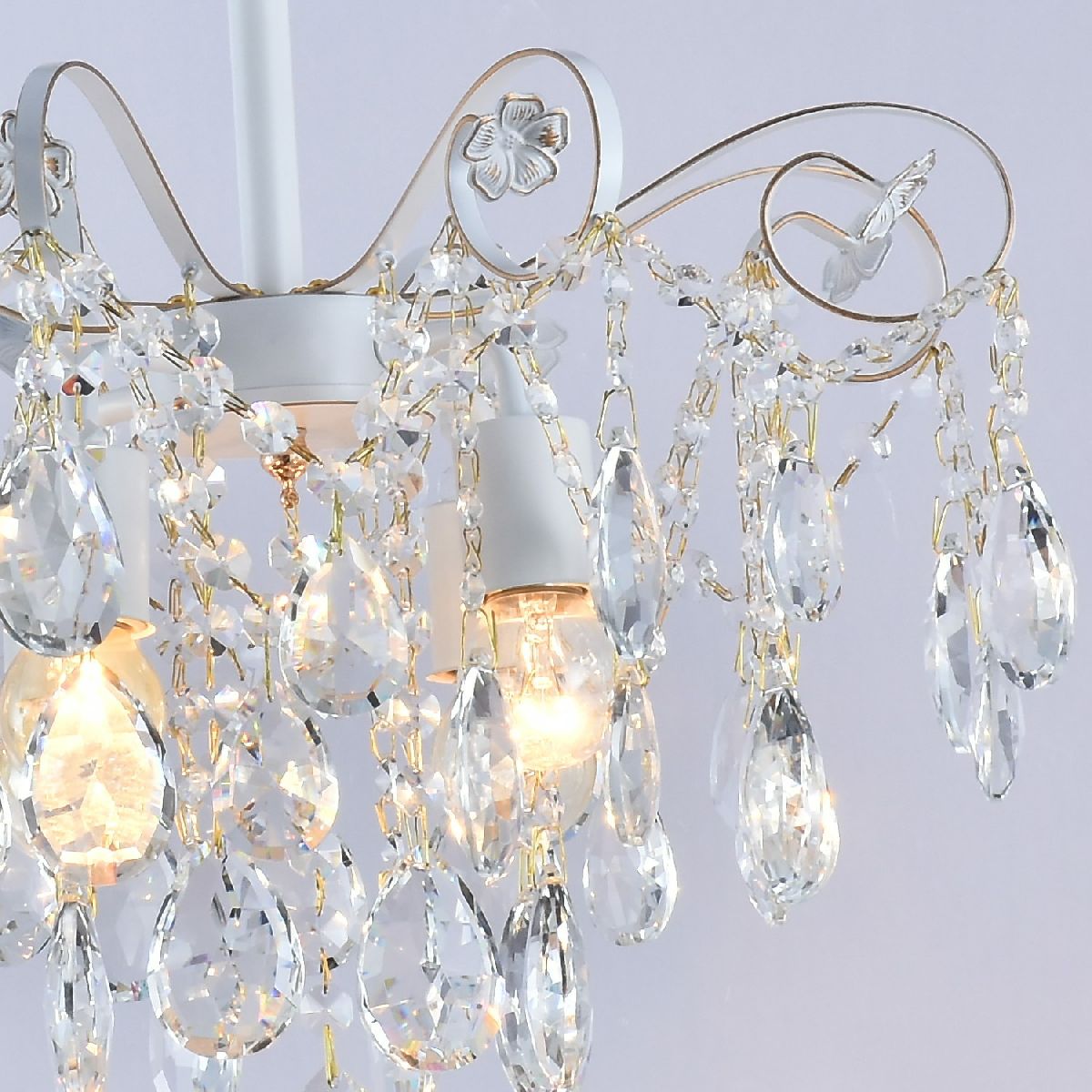 Люстра на штанге Reluce 04055-0.3-04 WH+GOLD PN