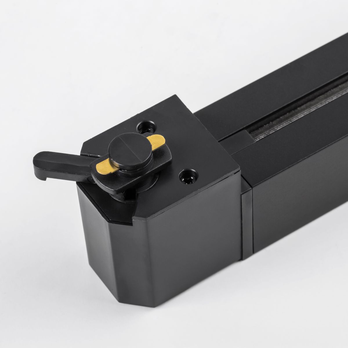 Трековый однофазный светильники Lightstar Lilla 202347