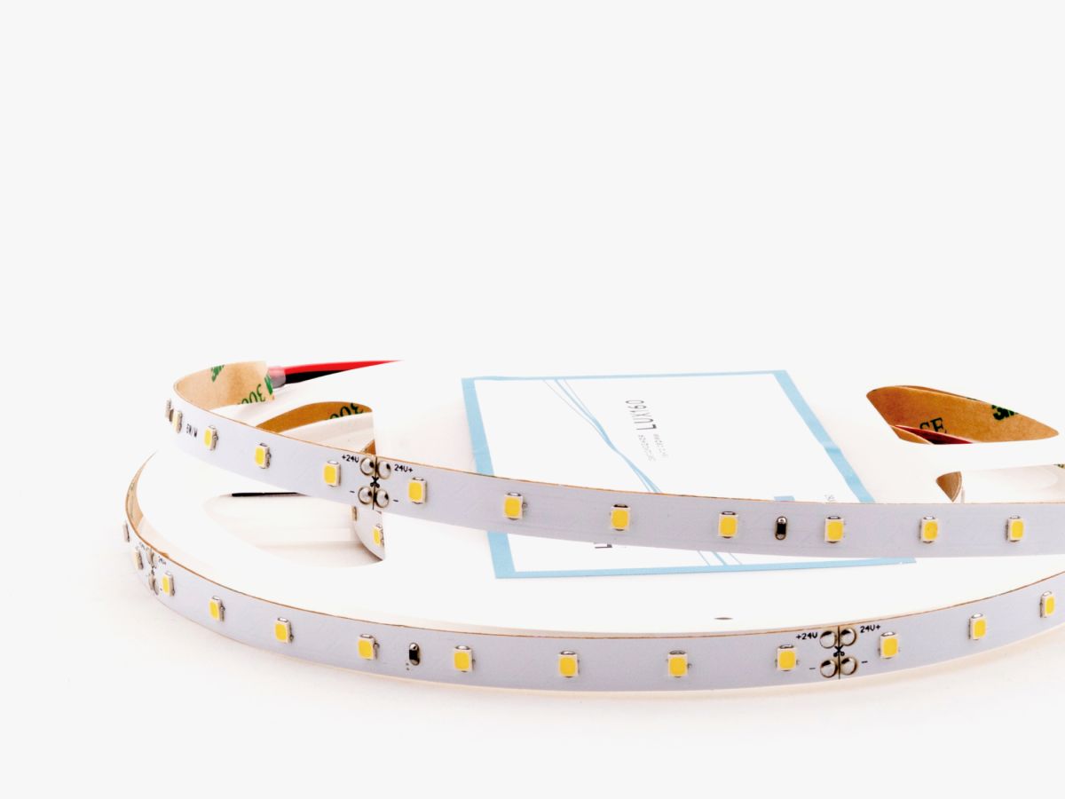 Светодиодная лента LEDS POWER 2835 64/м (6Вт/м) 24В холодная LUX160 006024