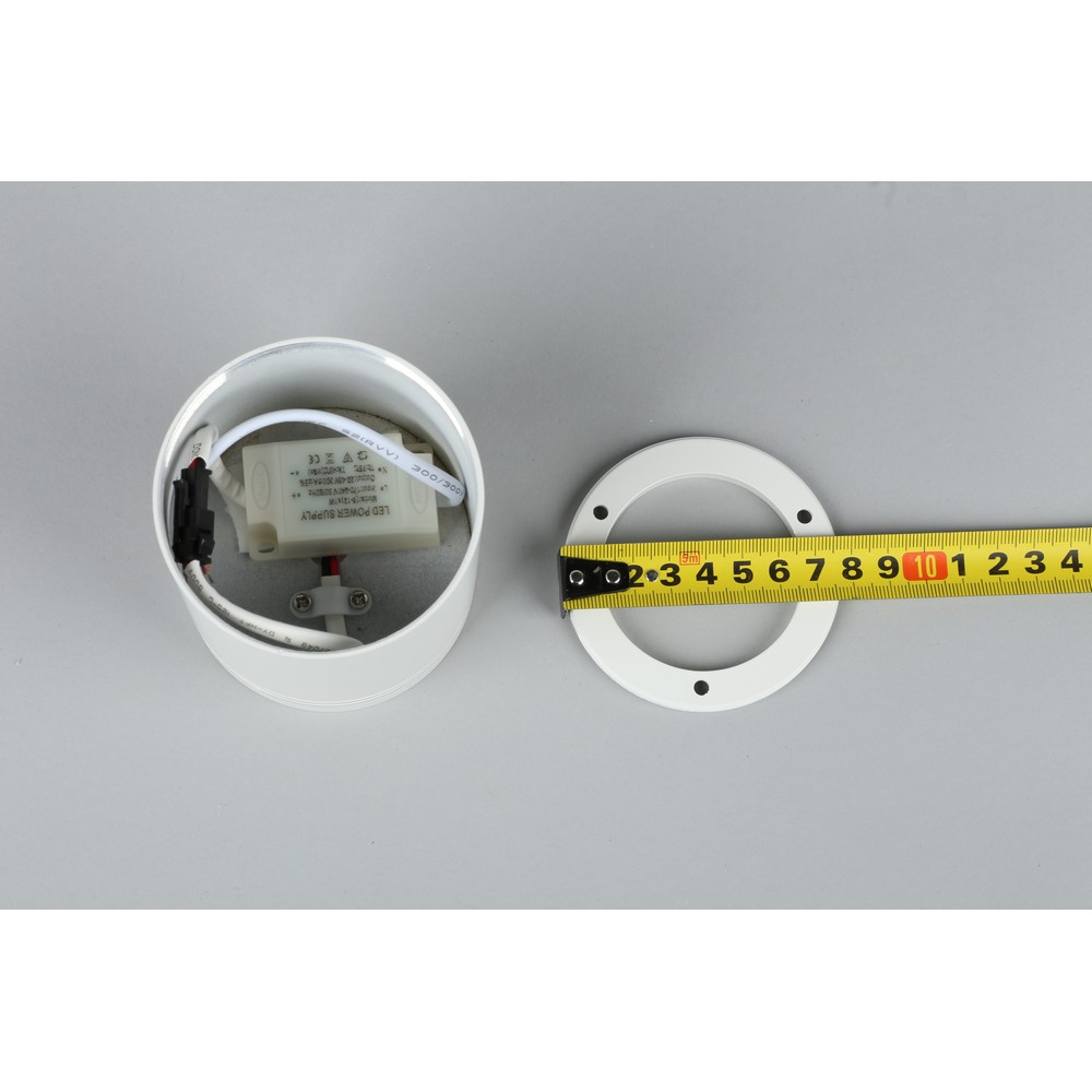 Потолочный светодиодный светильник Omnilux Fortezza OML-100109-12 УЦ