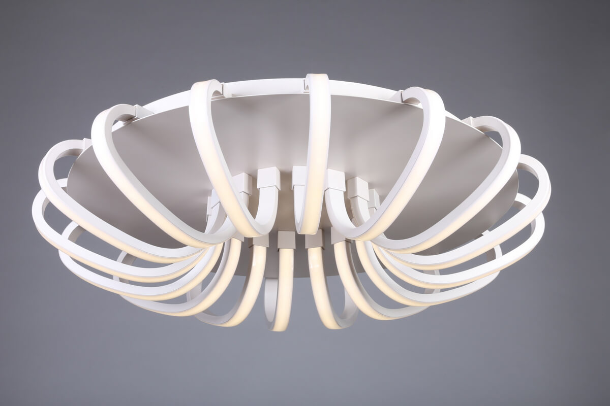 Потолочная светодиодная люстра Omnilux OML-48107-112