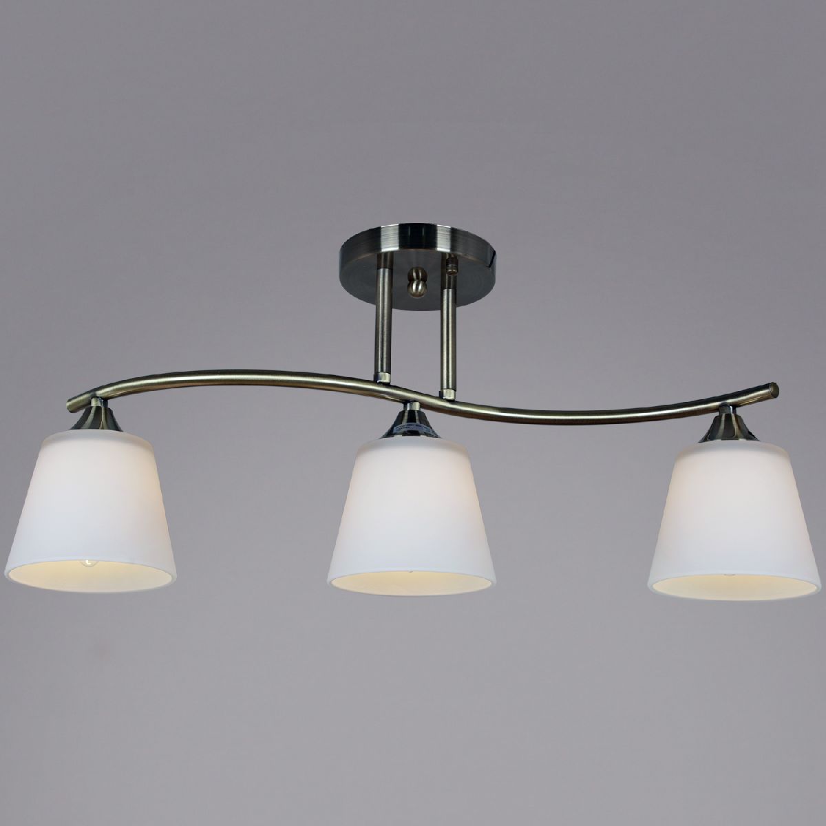 Потолочная люстра Reluce 06581-0.3-03 AB