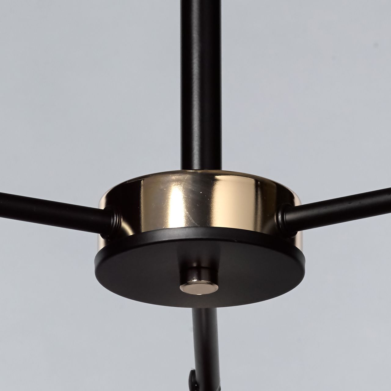 Люстра на штанге De Markt City Альфа 324015903