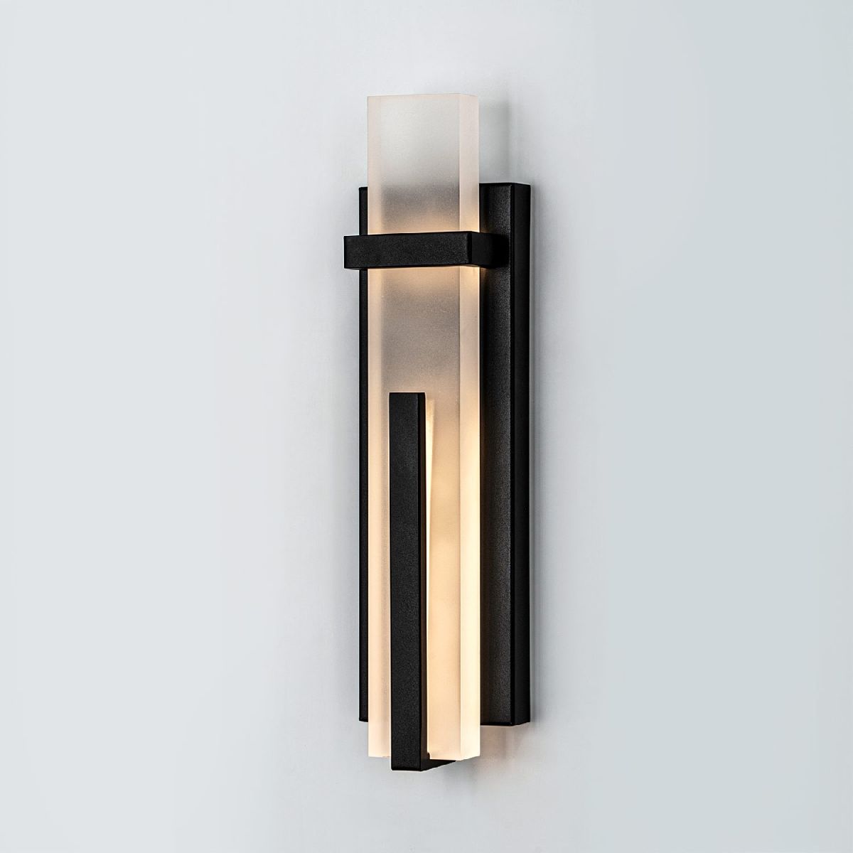 Настенный светильник Modelux ML.547.400 BK