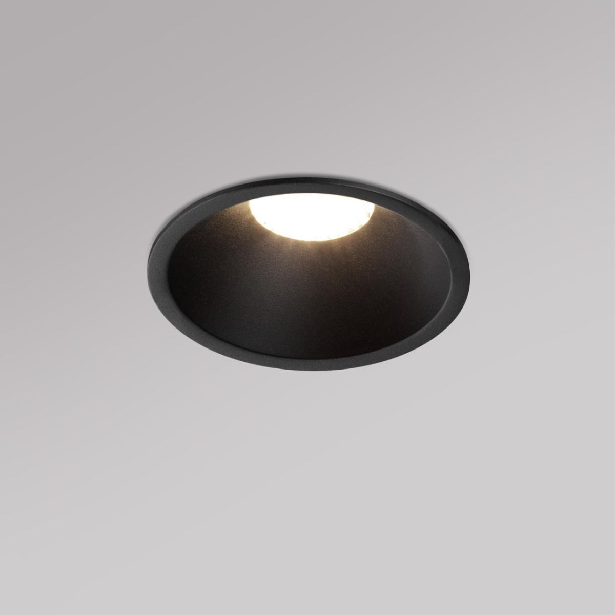 Встраиваемый светильник с переключателем цветовой температуры и угла рассеивания Novotech Wir Nova 359852