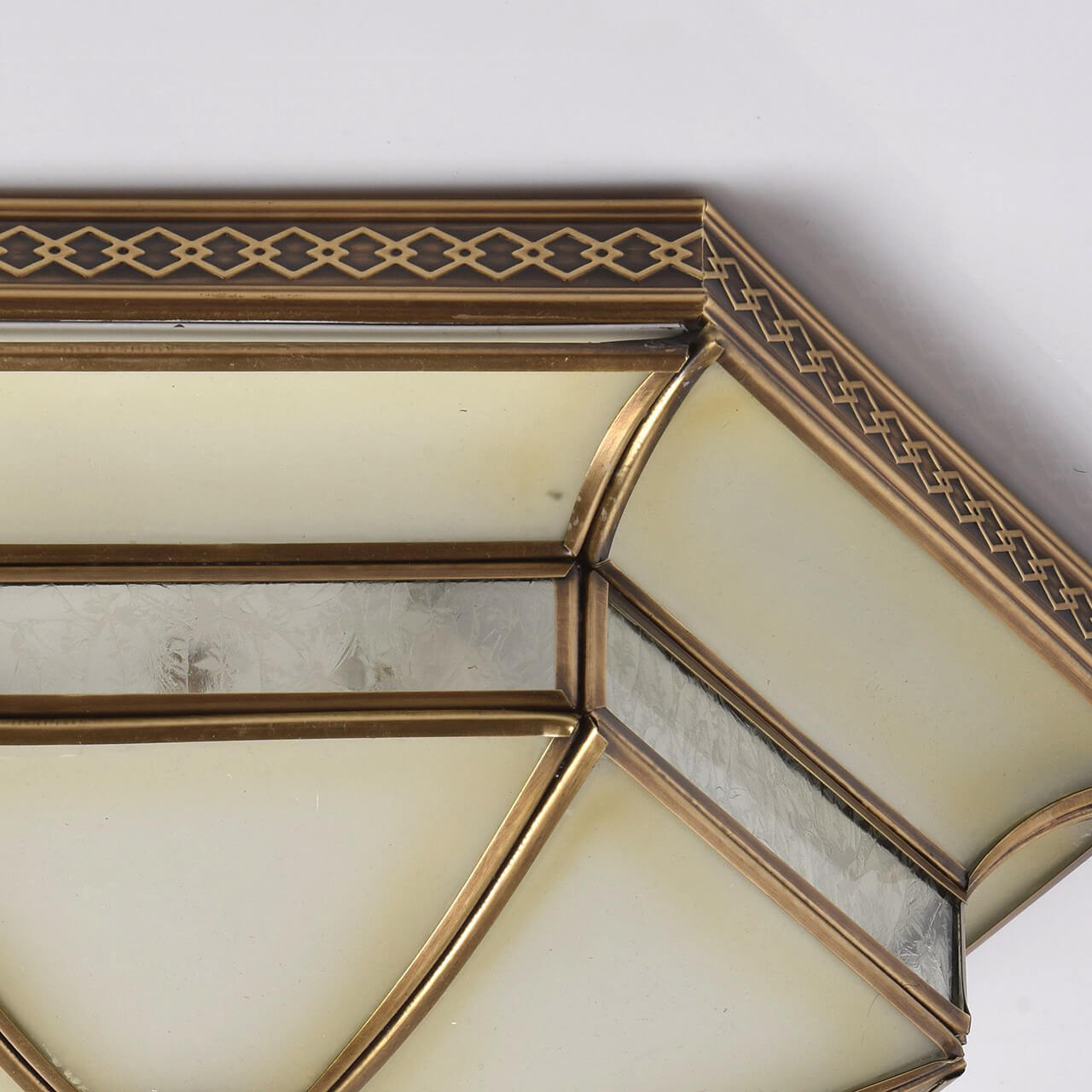 Потолочный светильник Chiaro Маркиз 397010103 в Москве