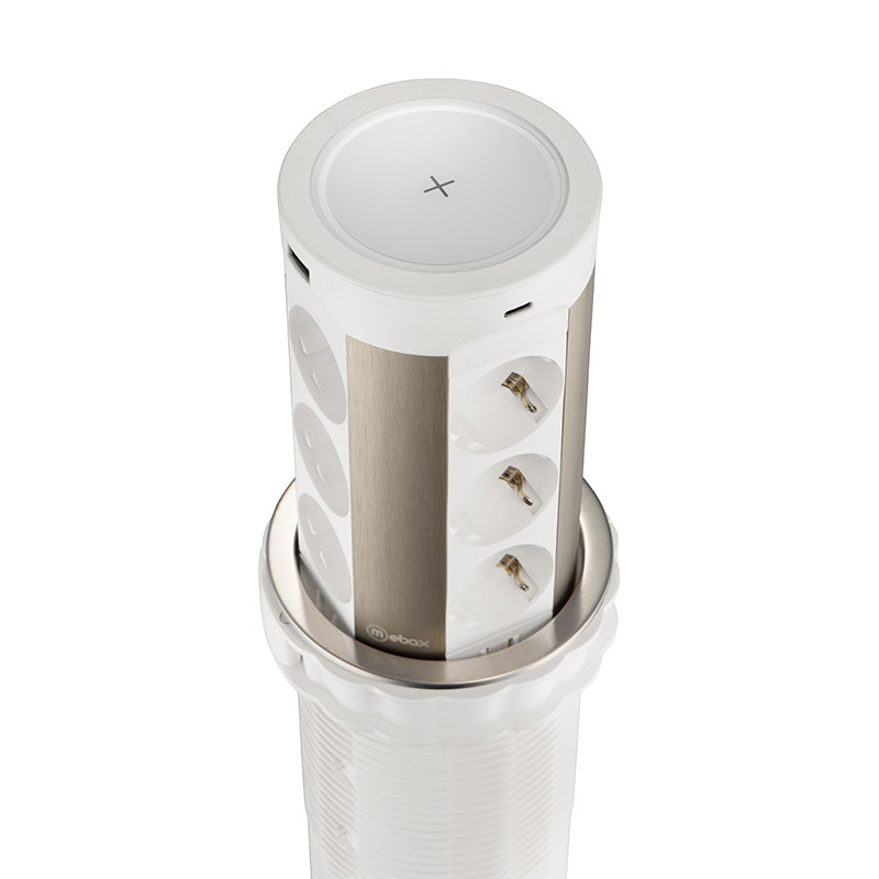 Блок розеток 17 (12 секций и USB type A+C) беспроводная зарядка Mebax 00-00002600