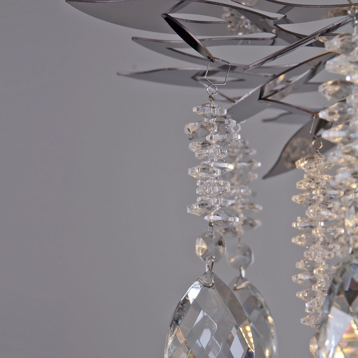 Потолочная люстра Reluce 01108-0.3-340 CR