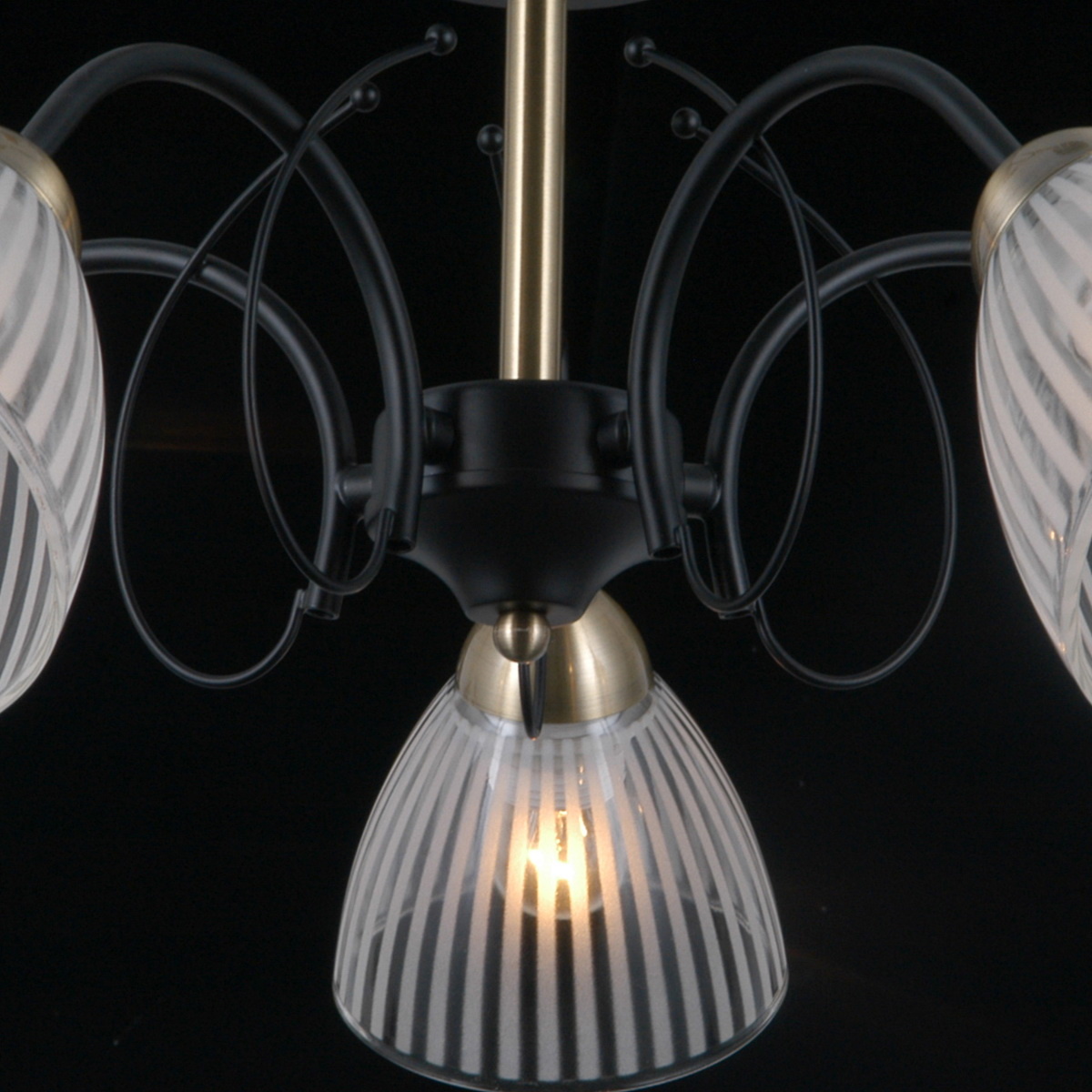 Люстра на штанге Illumico IL0198-5CSQ-79 BK AB