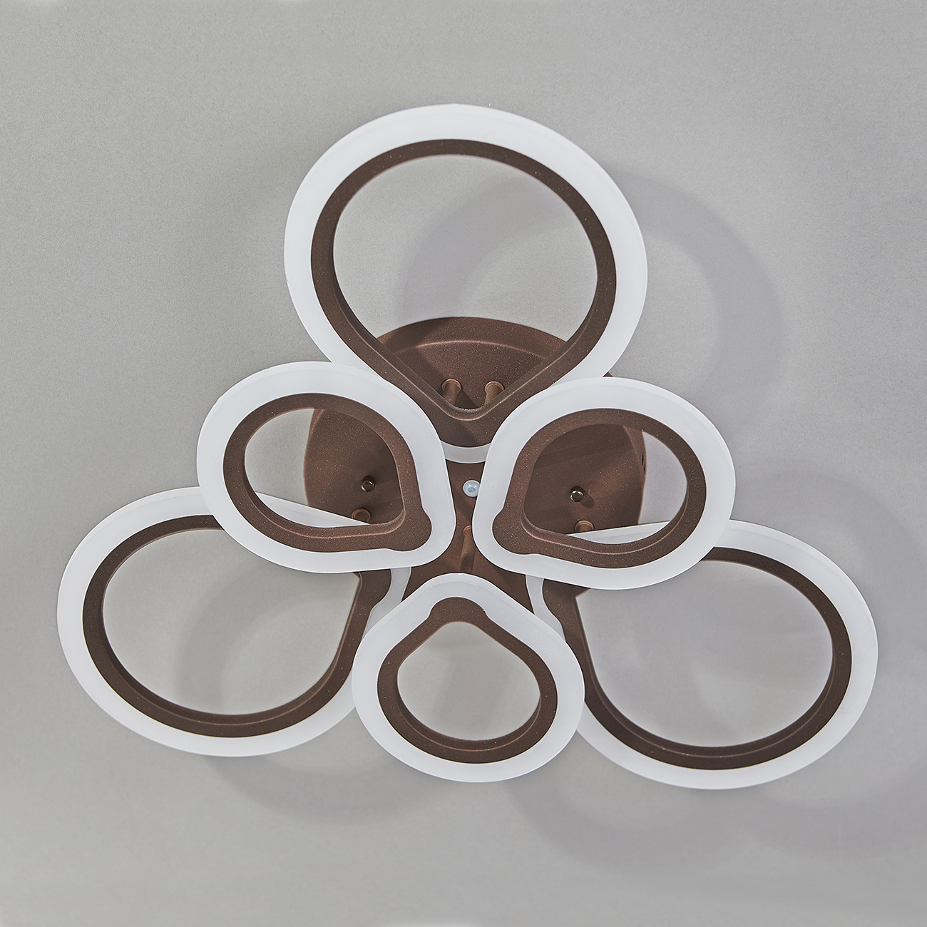 Потолочная светодиодная люстра Escada Molly 10221/6LED Coffee