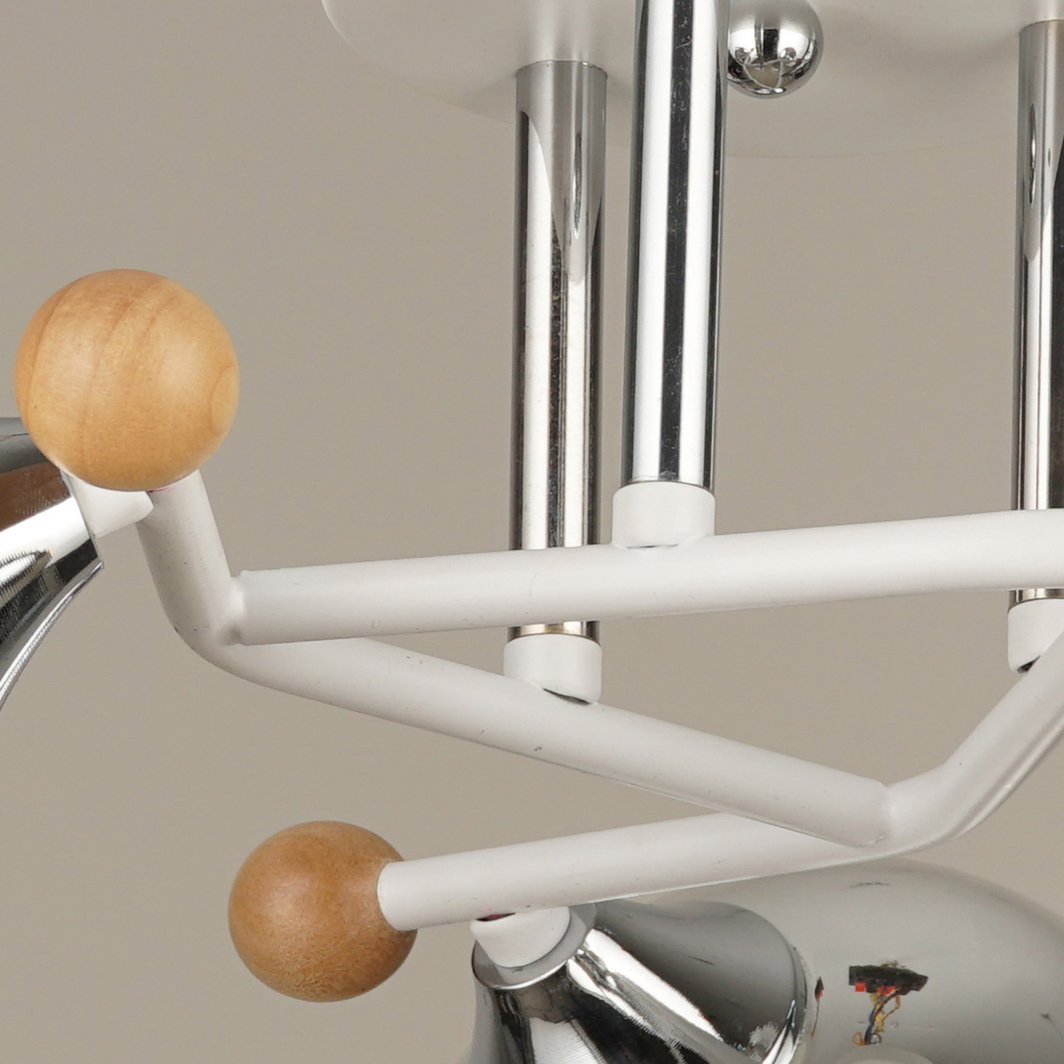 Потолочная люстра Reluce 03610-0.3-03