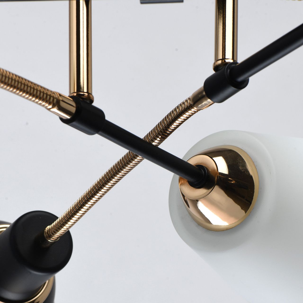 Потолочная люстра De Markt Риббон 718010506