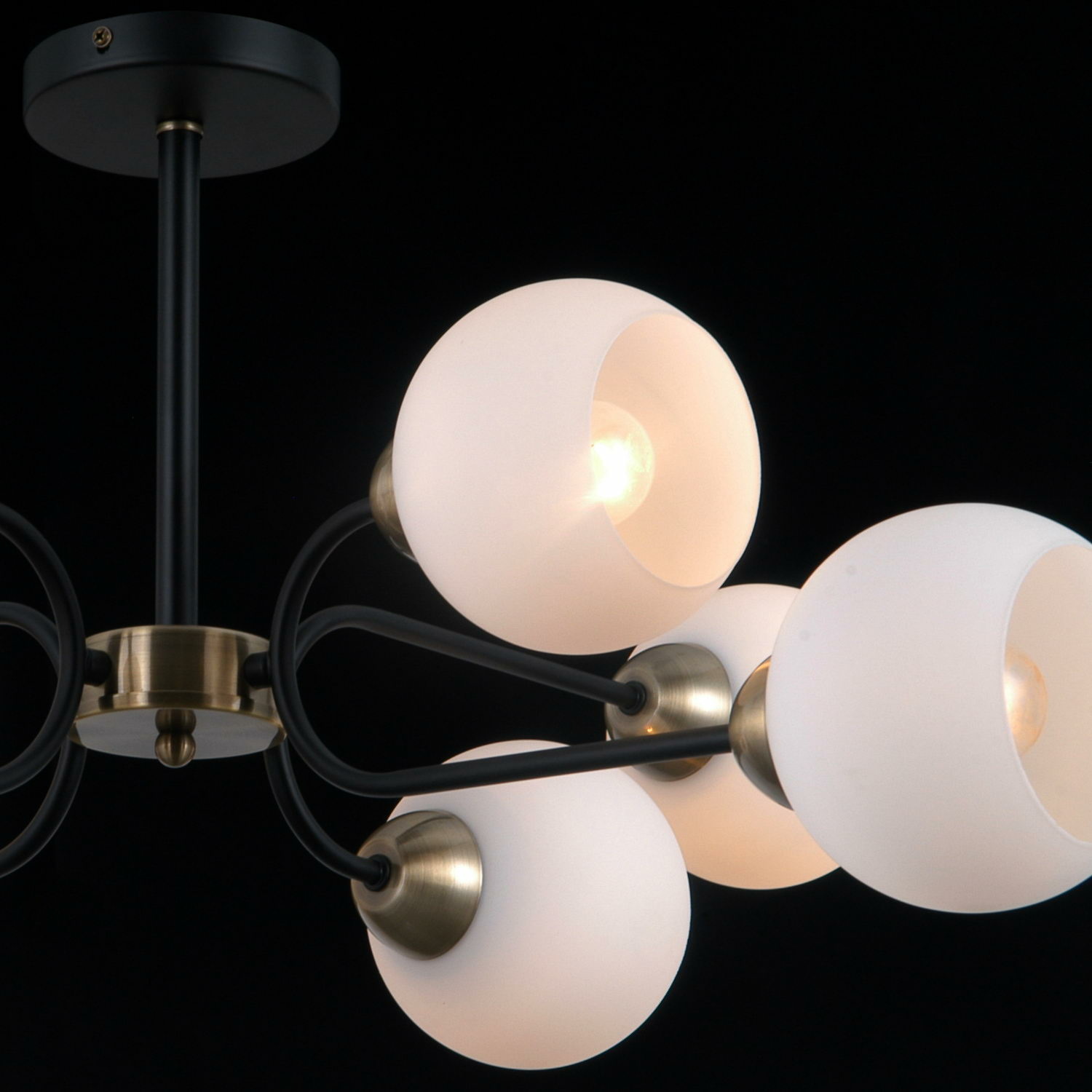 Люстра на штанге Illumico IL0398-8CSQ-79 BK WT