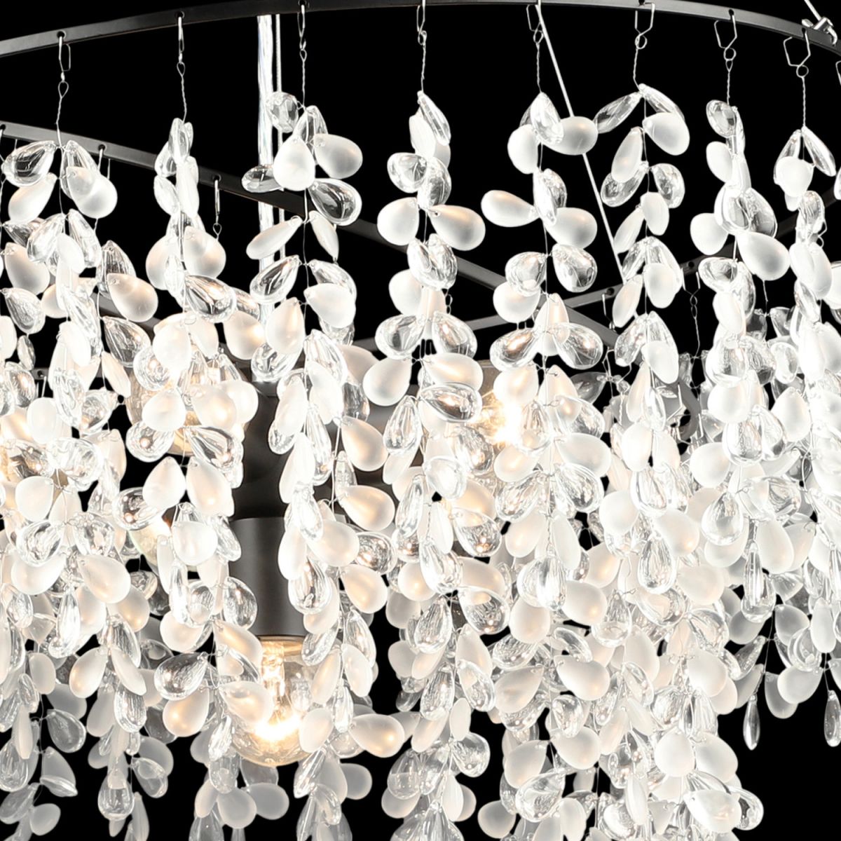 Подвесная люстра Reluce 02484-0.4-06 BK