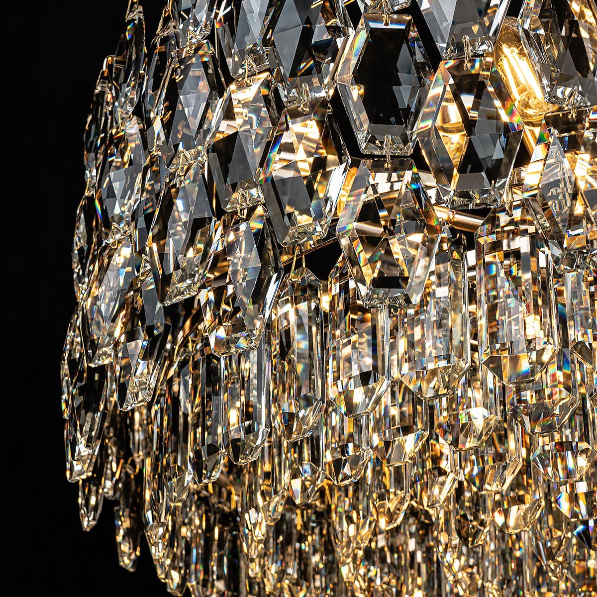 Подвесная люстра Modelux ML.6938.600 GD