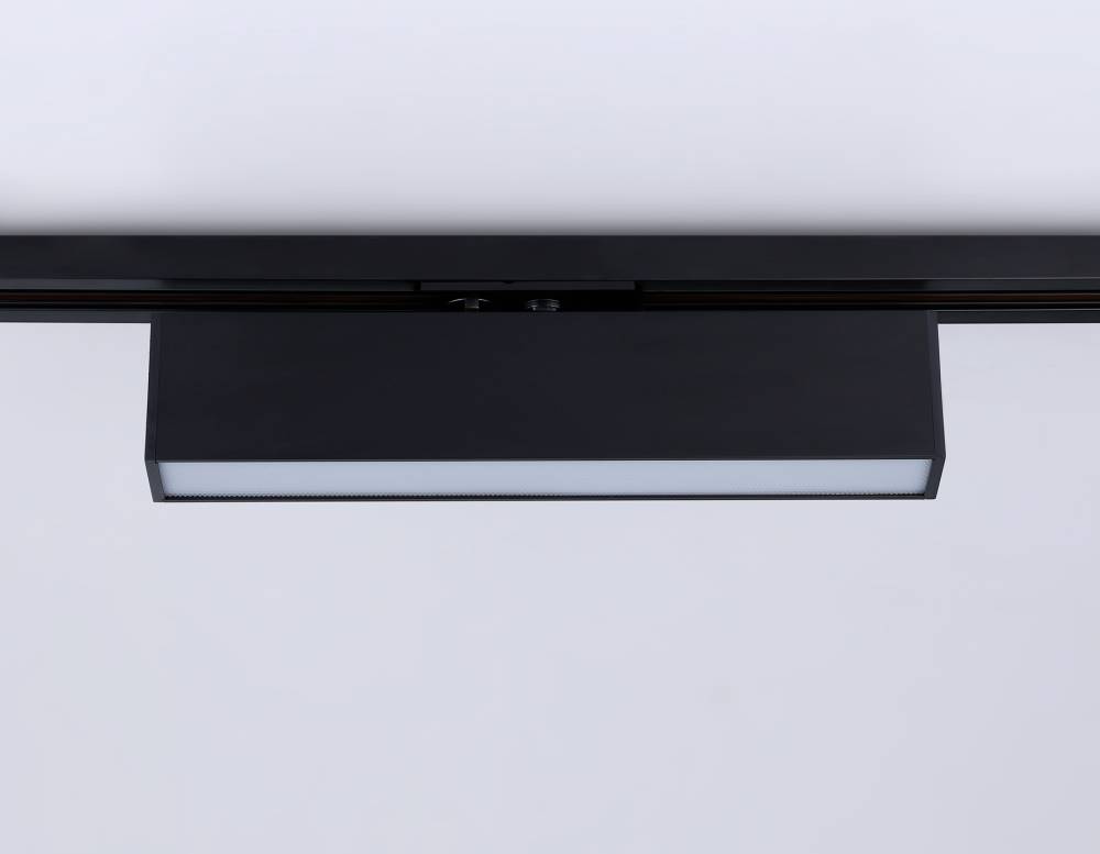 Трековый однофазный светильник Ambrella Light Track System GL6765