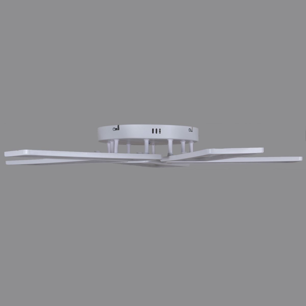 Потолочная люстра Reluce 03629-0.3-05B WH