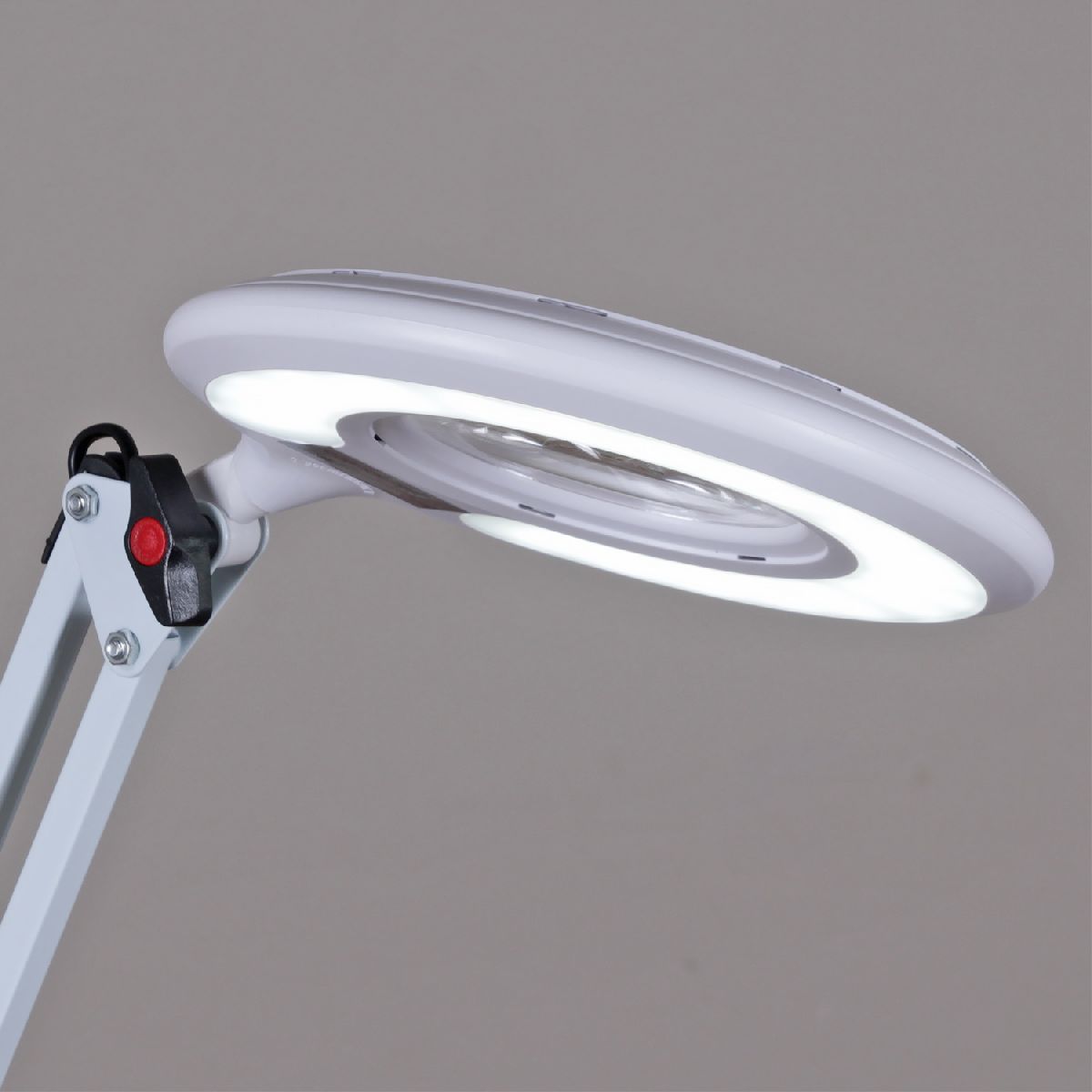 Настольная лампа Reluce 02046-0.7-01 WH