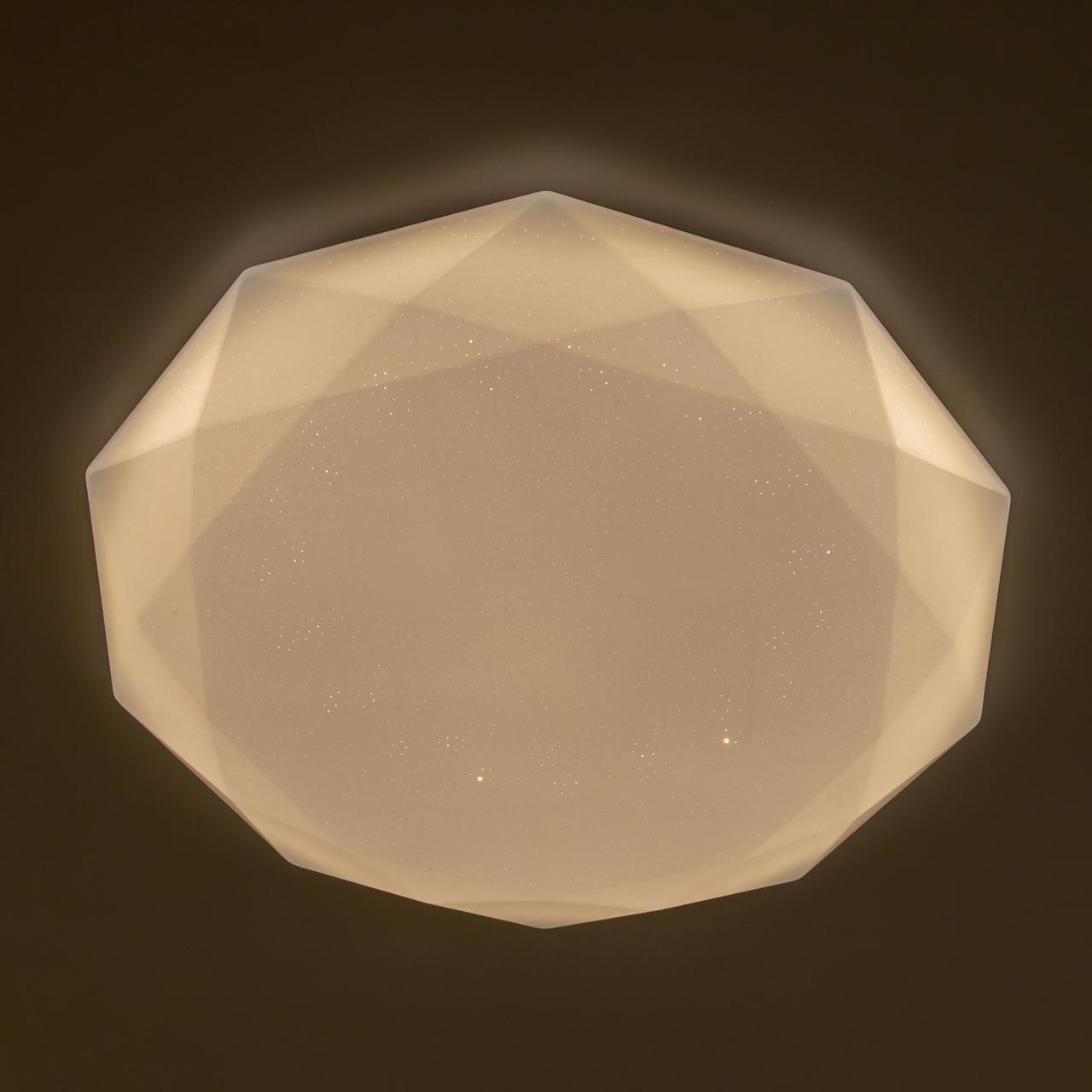 Потолочная люстра Citilux Астрон CL733680G в Москве