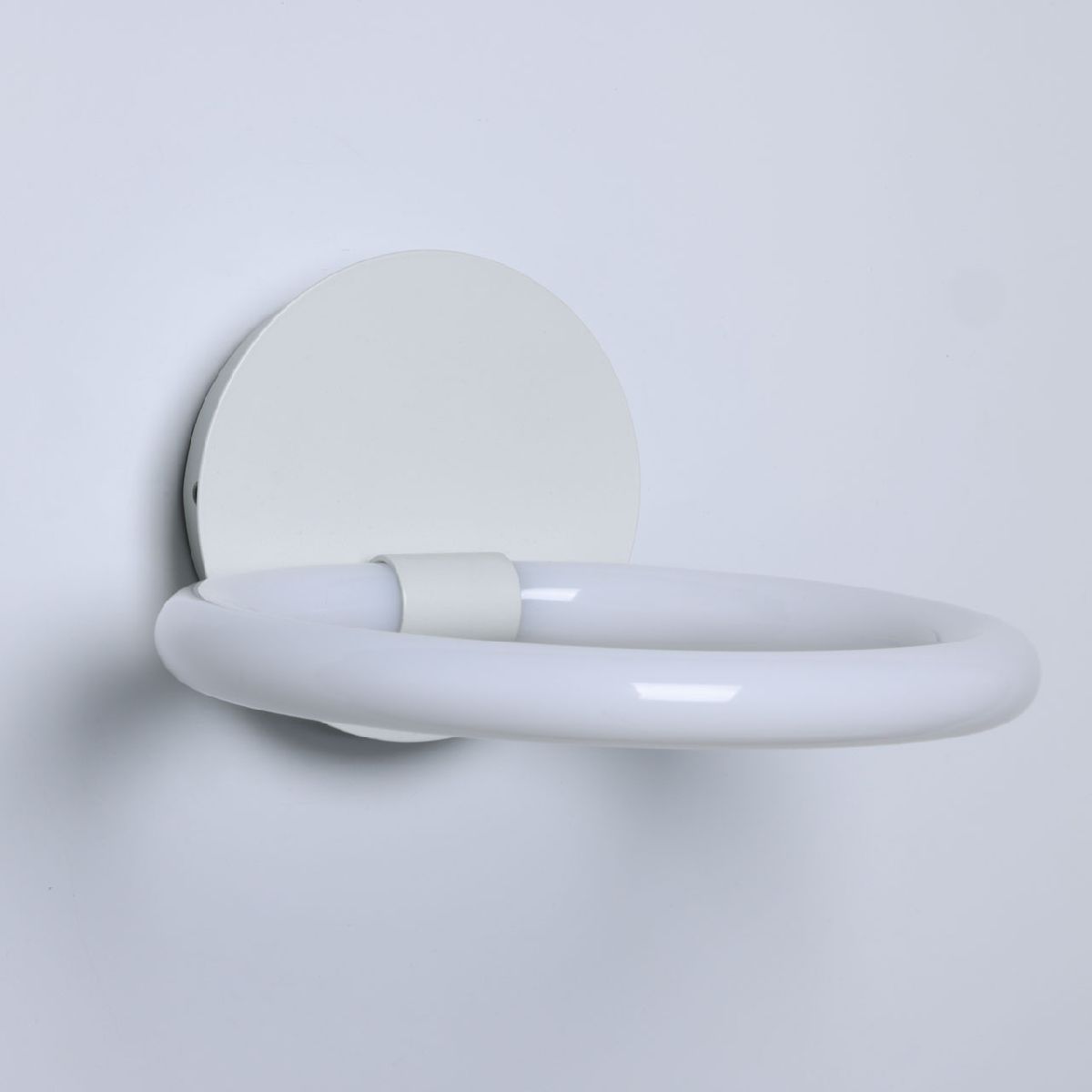 Настенный светильник De Markt Толедо 312024101