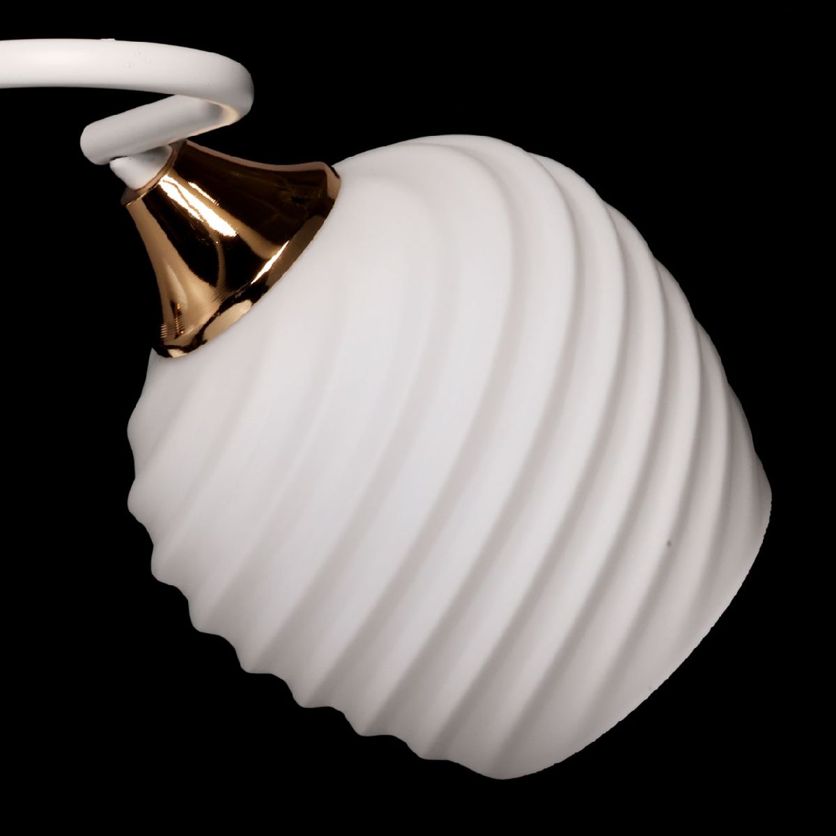 Потолочная люстра De Markt Дэла 635016802