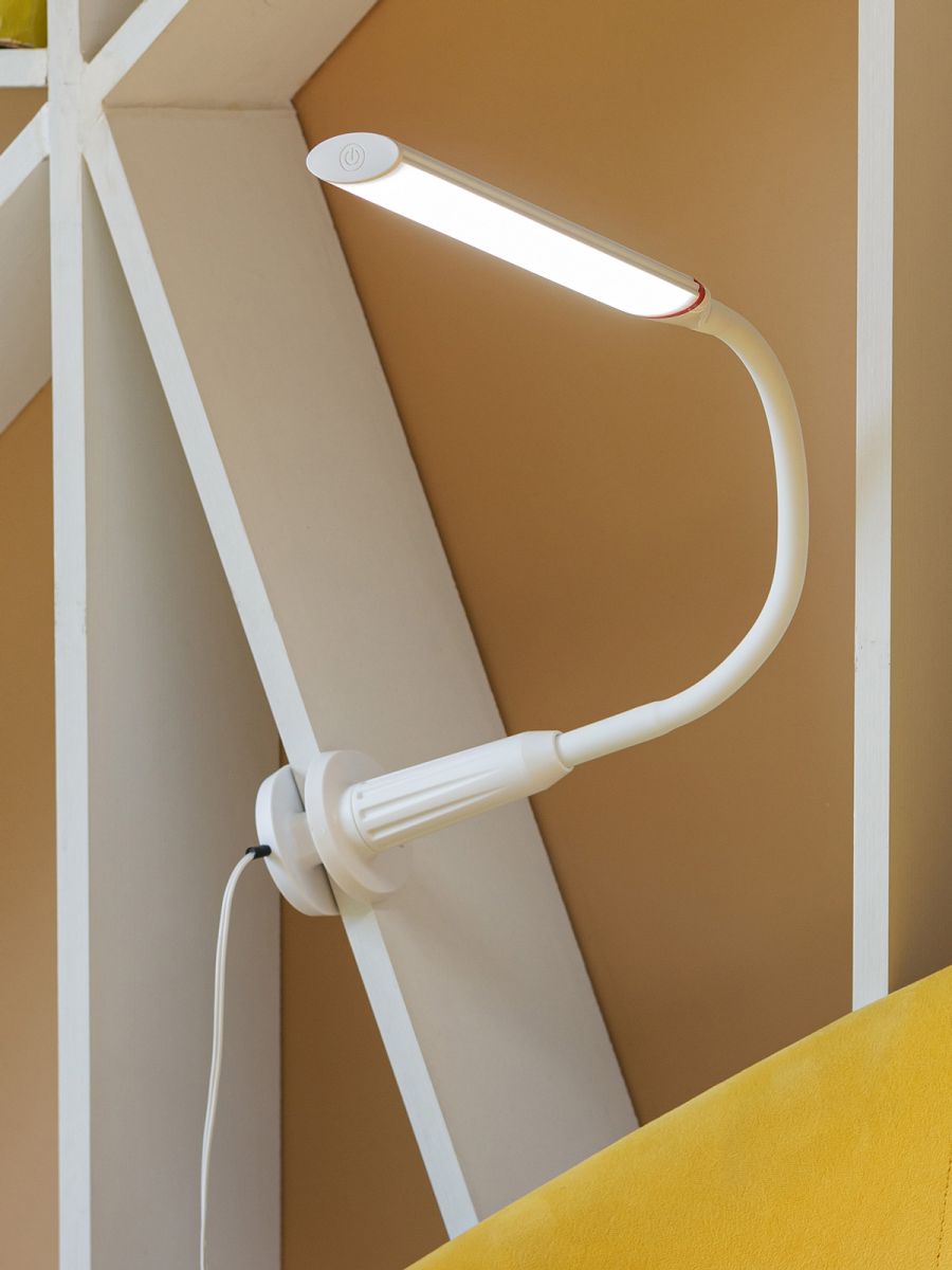 Настольная лампа ARTSTYLE TL-318W