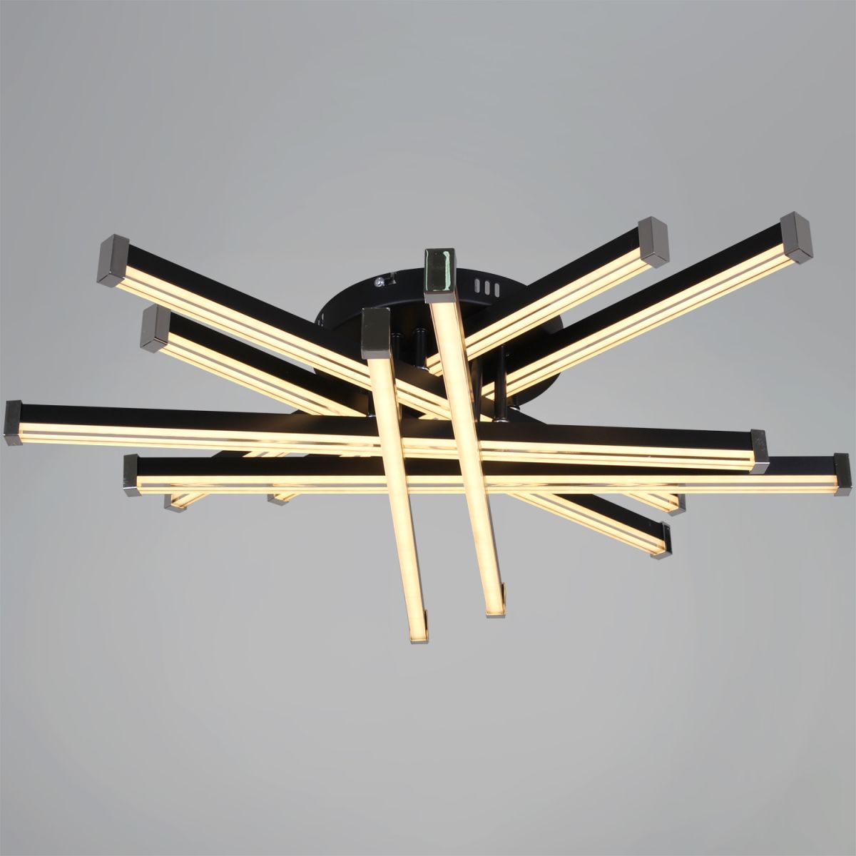 Потолочная люстра Reluce 63090-0.3-08 BK