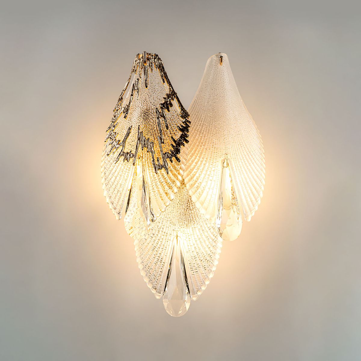 Настенный светильник Modelux ML.6228.330 GD