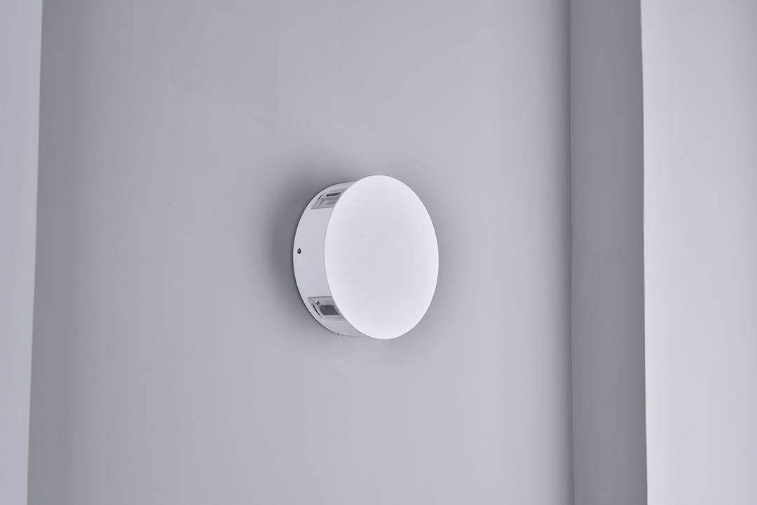 Уличный настенный светильник DesignLed GW-A131-4-4-WH-WW 003199