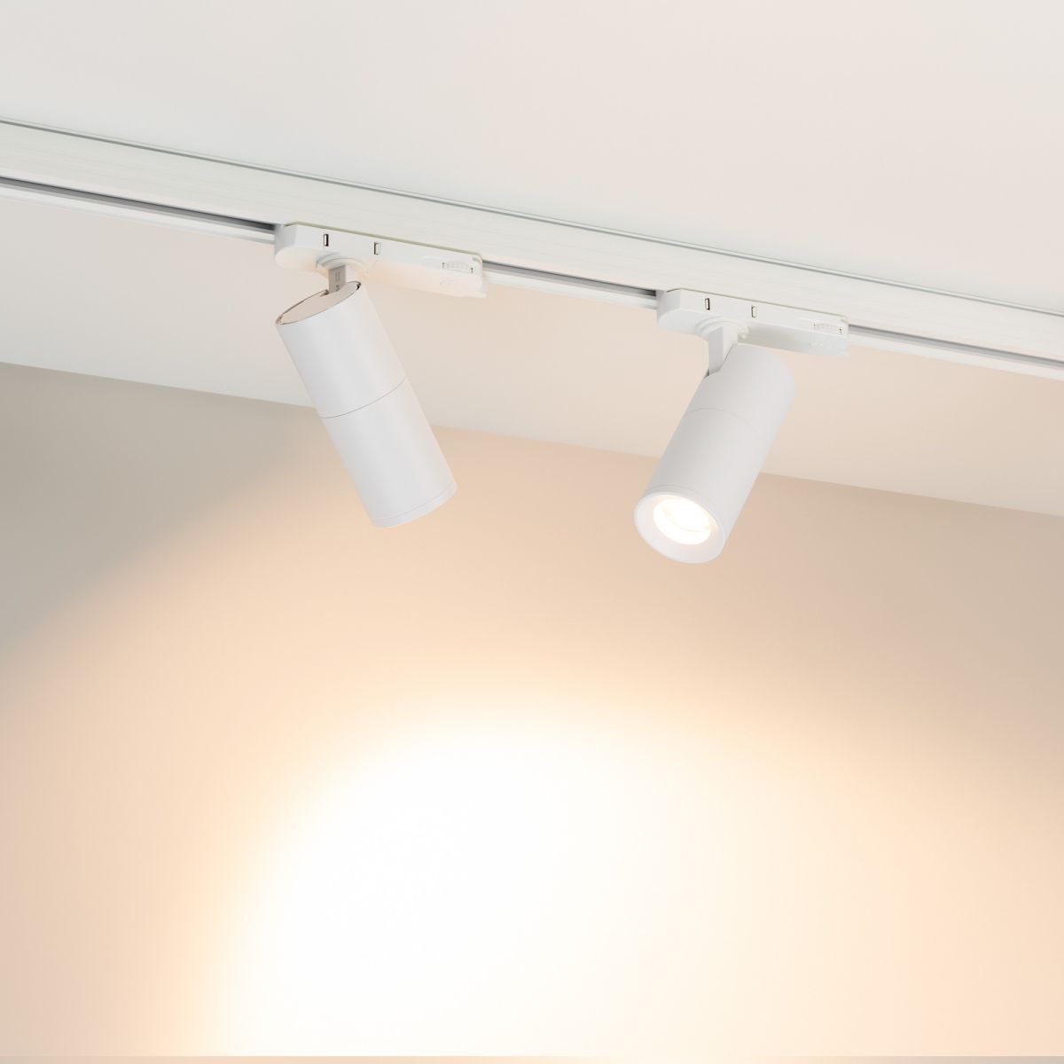 Трековый трехфазный светильник Arlight LGD-ARTEMIS-TRACK-4TR-R55-12W Warm3000 (WH, 8-80 deg, 230V, TRIAC) (IP20 Металл) 058639