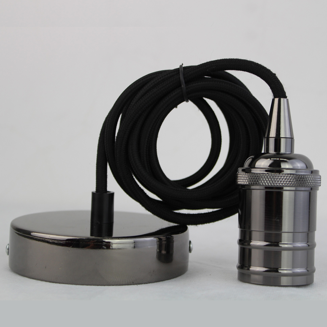 Ретро патрон с подвесом E27 Черный Sun Lumen 056-670