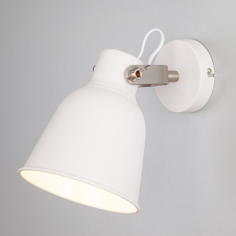 Спот Eurosvet Projector 70079/1 белый