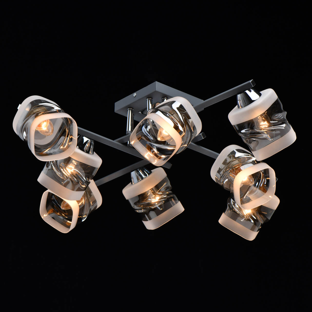 Люстра на штанге DeMarkt 638016008