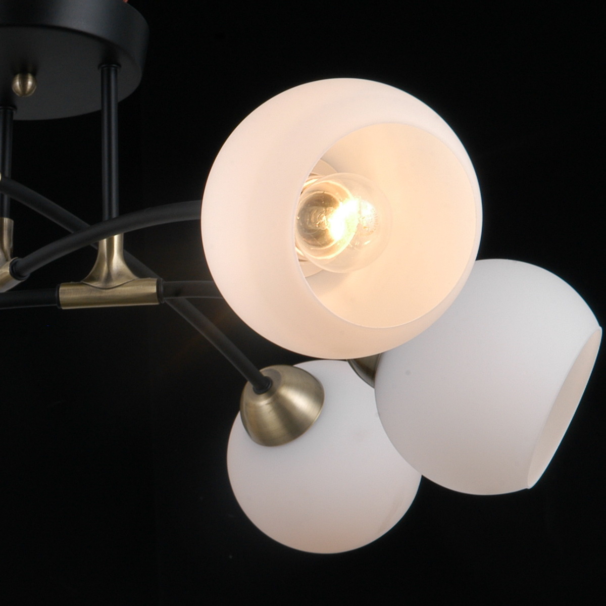 Люстра на штанге Illumico IL0299-6CSQ-79 BK AB