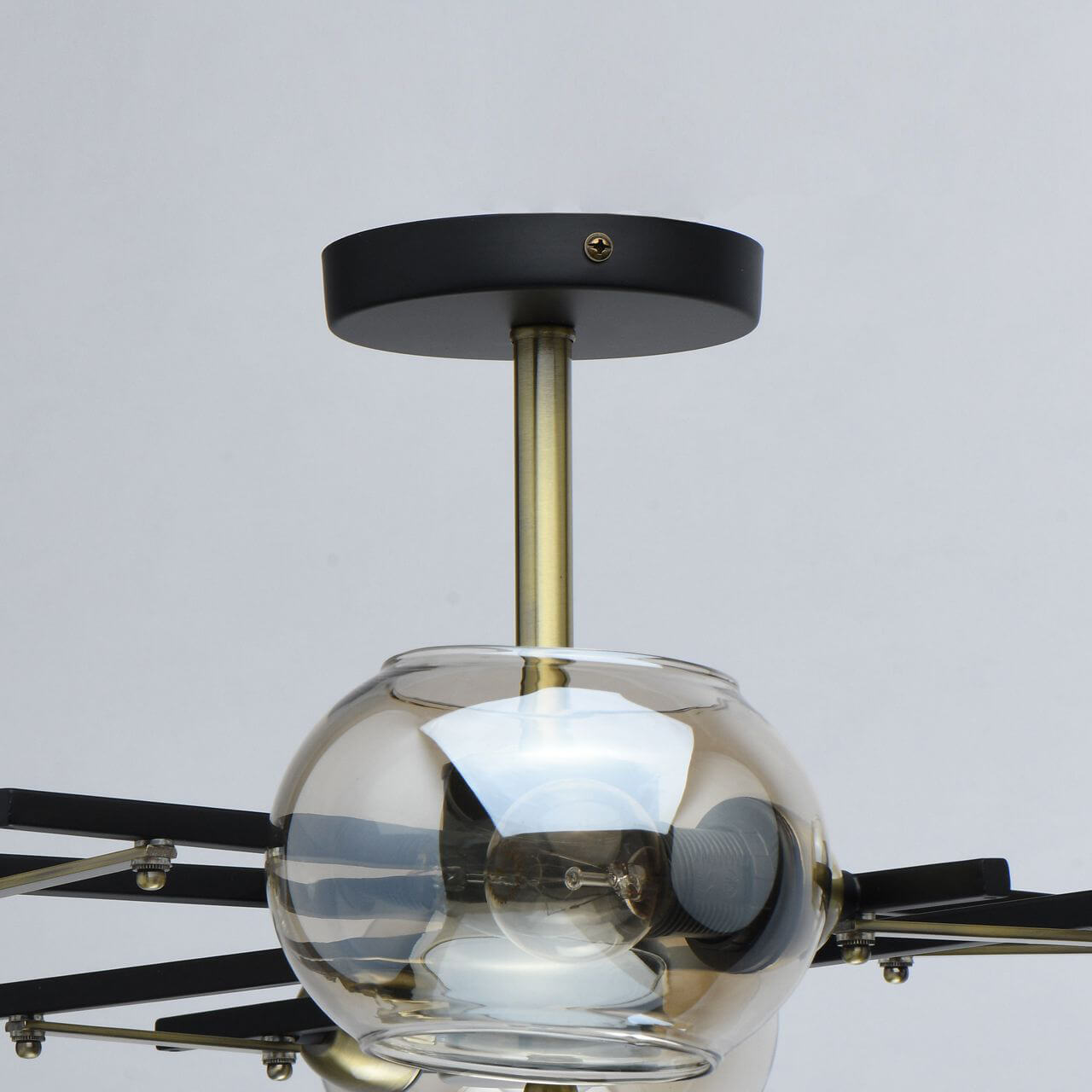 Потолочная люстра De Markt Гамбург 605013704 в Москве