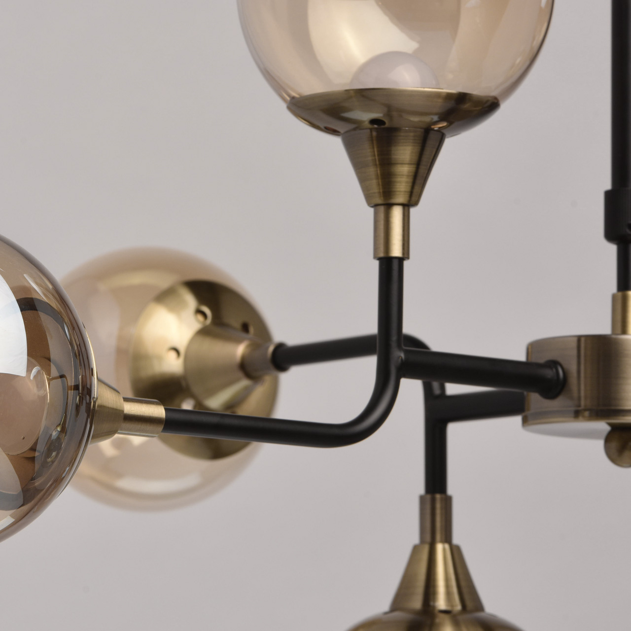 Подвесная светодиодная люстра MW-Light Гамбург 605010908