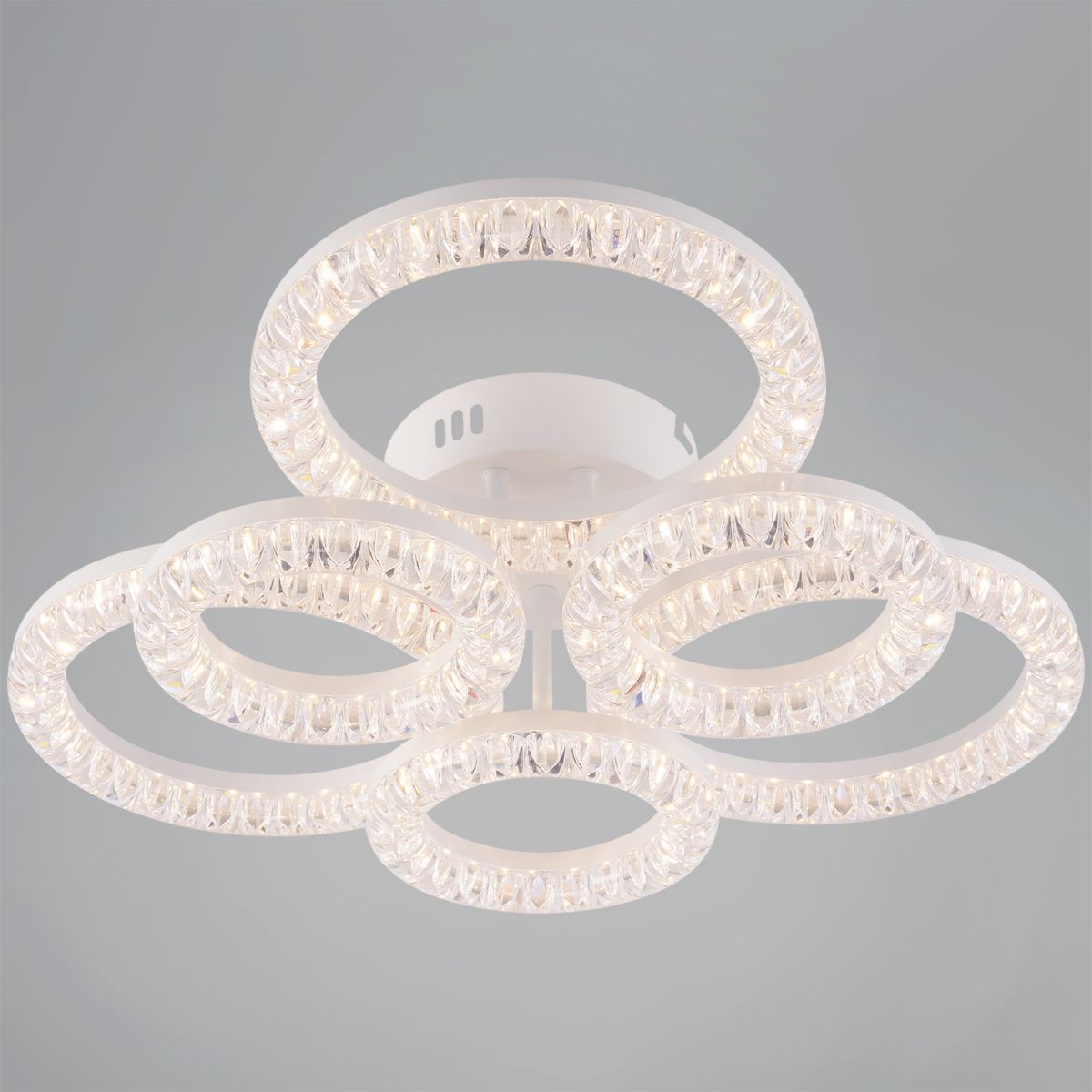 Потолочная люстра Reluce 09847-0.3-3+3A WH