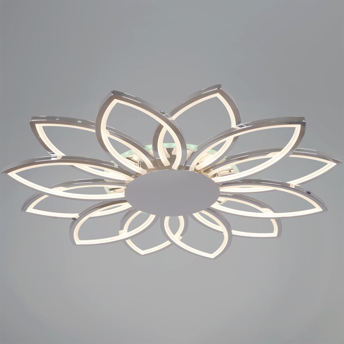 Потолочная люстра Reluce 09877-0.3-12 CR (RGB)