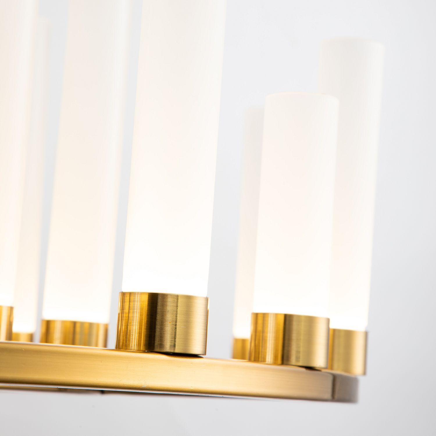 Люстра на штанге Favourite Geyser 3015-48P в Москве