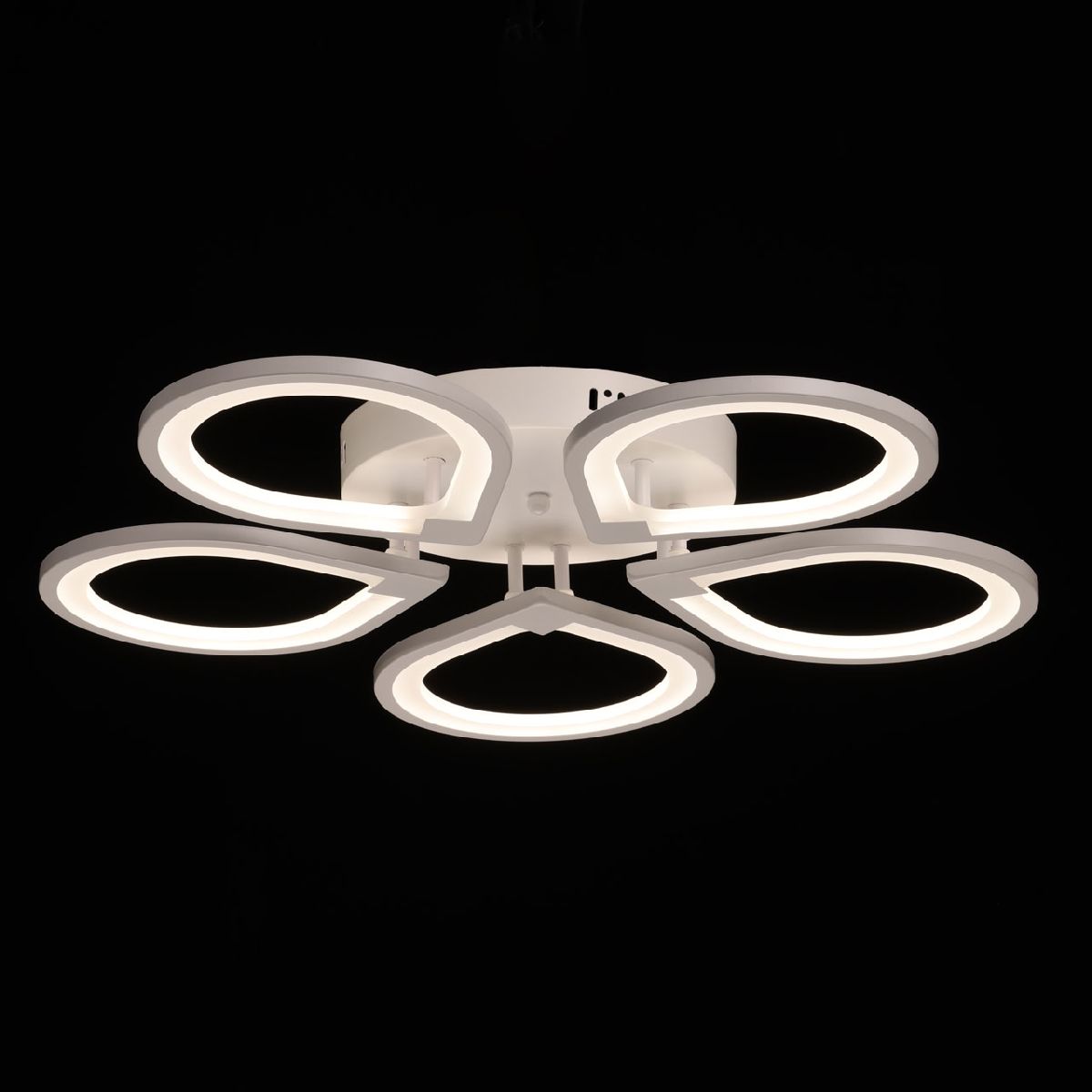 Потолочная люстра De Markt Мадлен 424015905