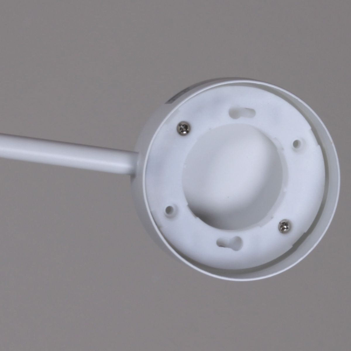 Люстра на штанге Reluce 92860-0.3-08 WT+WOOD GX53